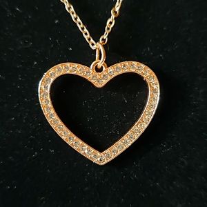 Earings and necklace